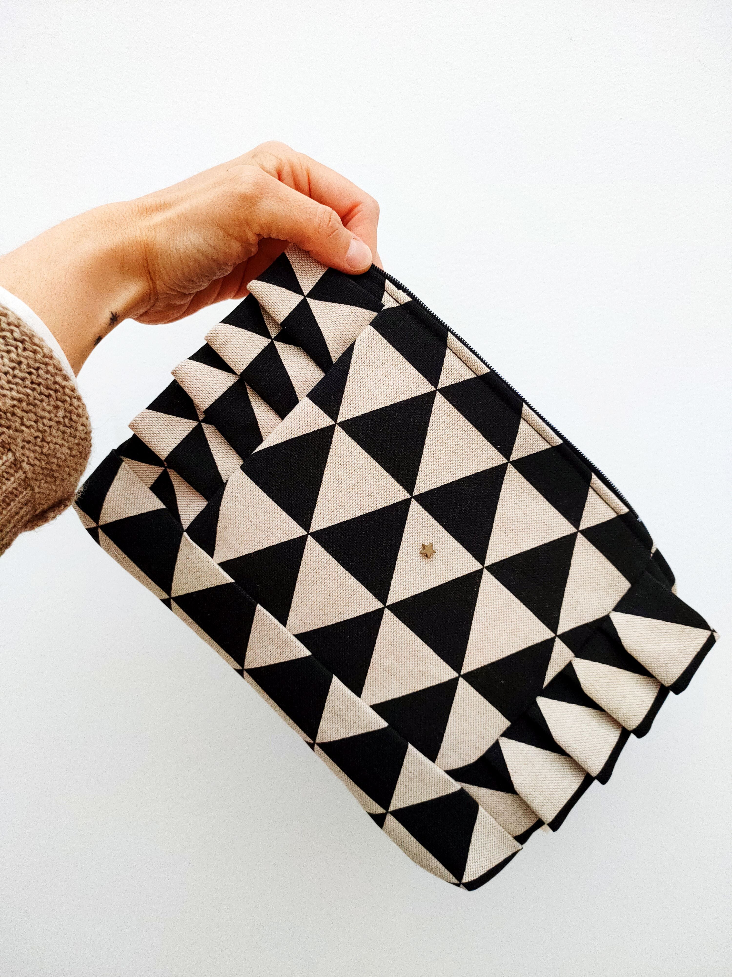 Bandolera Maui damero beige&negro