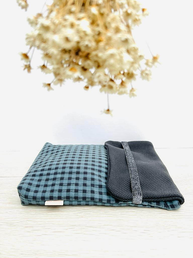 Funda de libro/tablet vichy azul petróleo